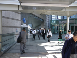 �X�J�C�E�F�C